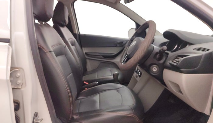 2019 Tata Tiago XZ PETROL, Petrol, Manual, 27,021 km, Right Side Front Door Cabin