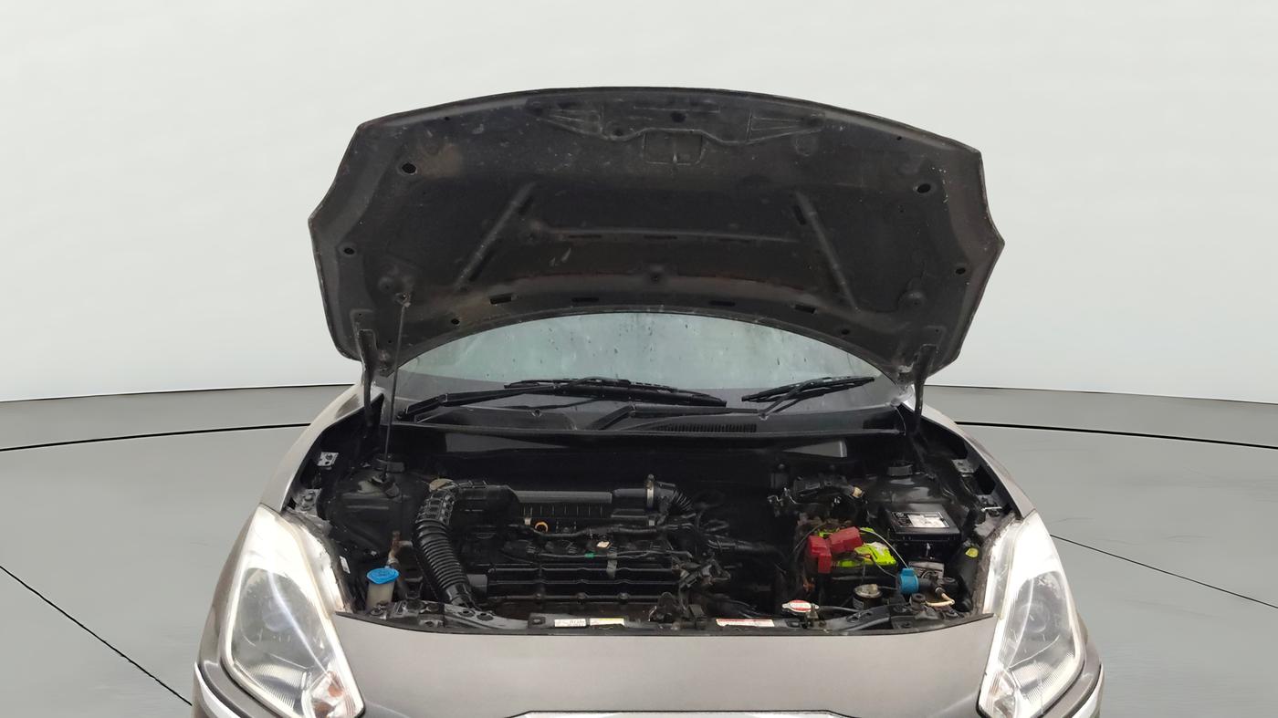 2018 Maruti Dzire VXI, CNG, Manual, 94,982 km, Open Bonet