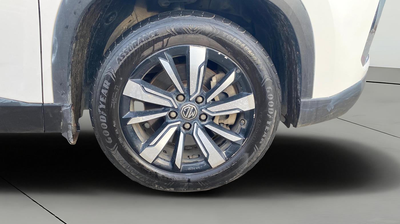 2020 MG HECTOR SHARP HYBRID 1.5 PETROL, Petrol, Manual, 83,588 km, Right Front Wheel