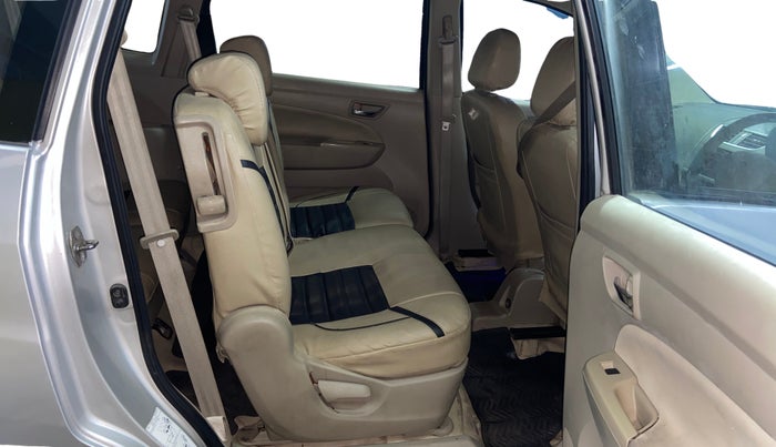 2016 Maruti Ertiga ZDI + SHVS, Diesel, Manual, 96,450 km, Right Side Rear Door Cabin