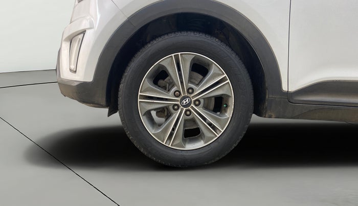 2017 Hyundai Creta SX PLUS AT 1.6 DIESEL, Diesel, Automatic, 1,27,708 km, Left Front Wheel