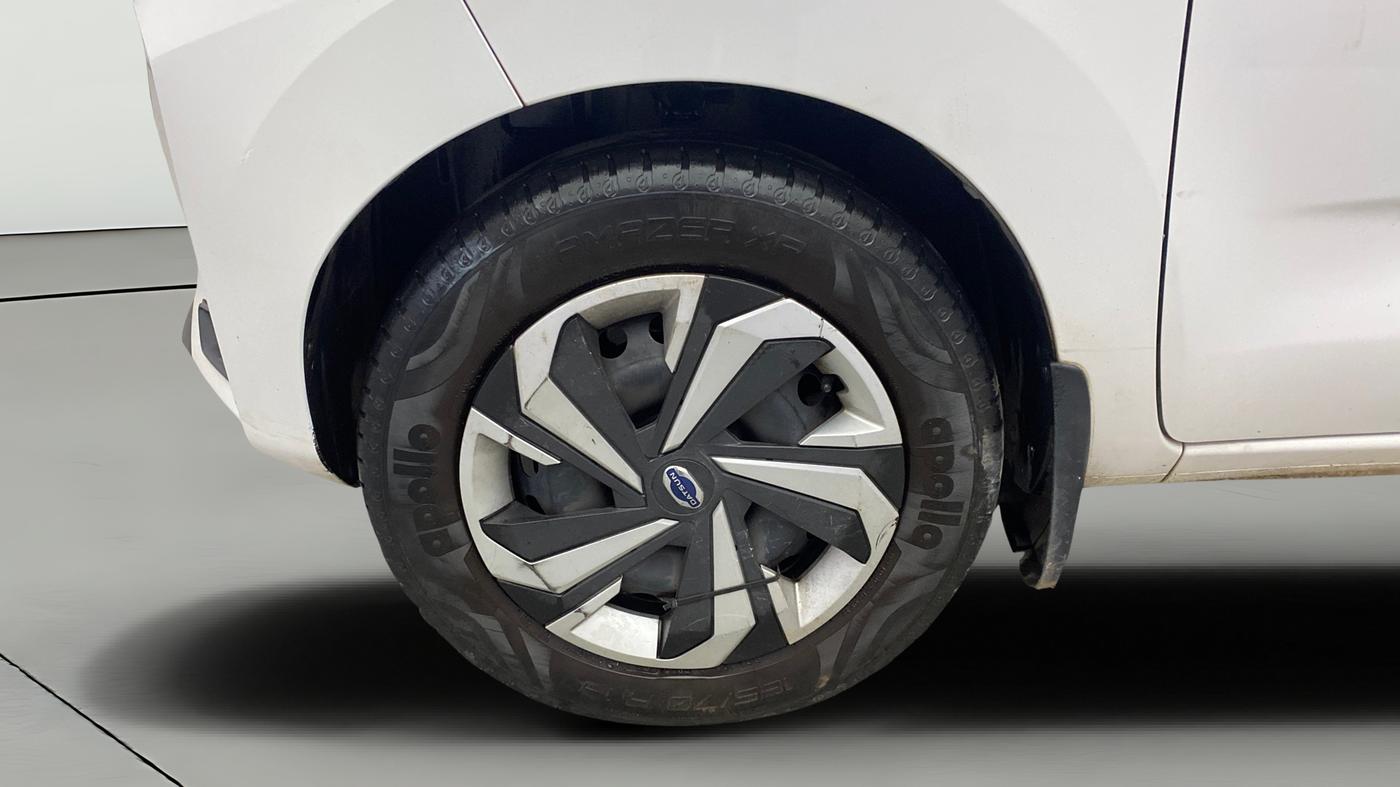 2020 Datsun Redi Go T(O) 1.0 AMT, Petrol, Automatic, 31,745 km, Left Front Wheel