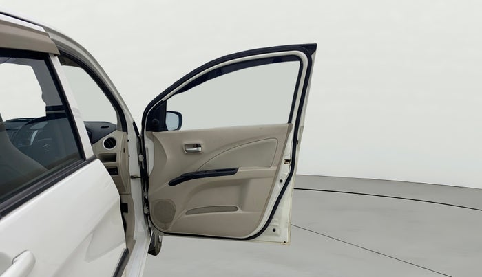 2018 Maruti Celerio VXI CNG, CNG, Manual, 1,02,983 km, RHS Front Door