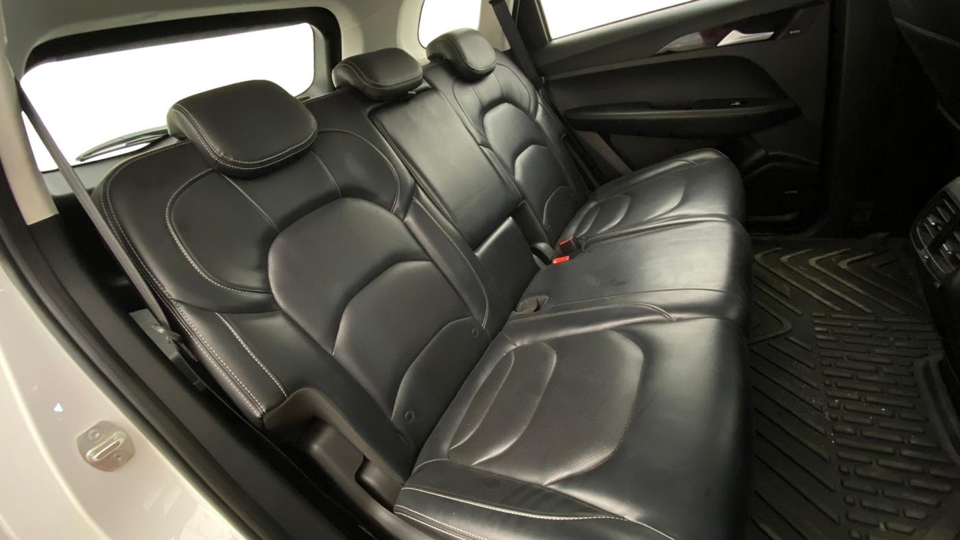 2022 MG HECTOR SHARP 1.5 PETROL CVT, Petrol, Automatic, 47,798 km, Right Side Rear Door Cabin