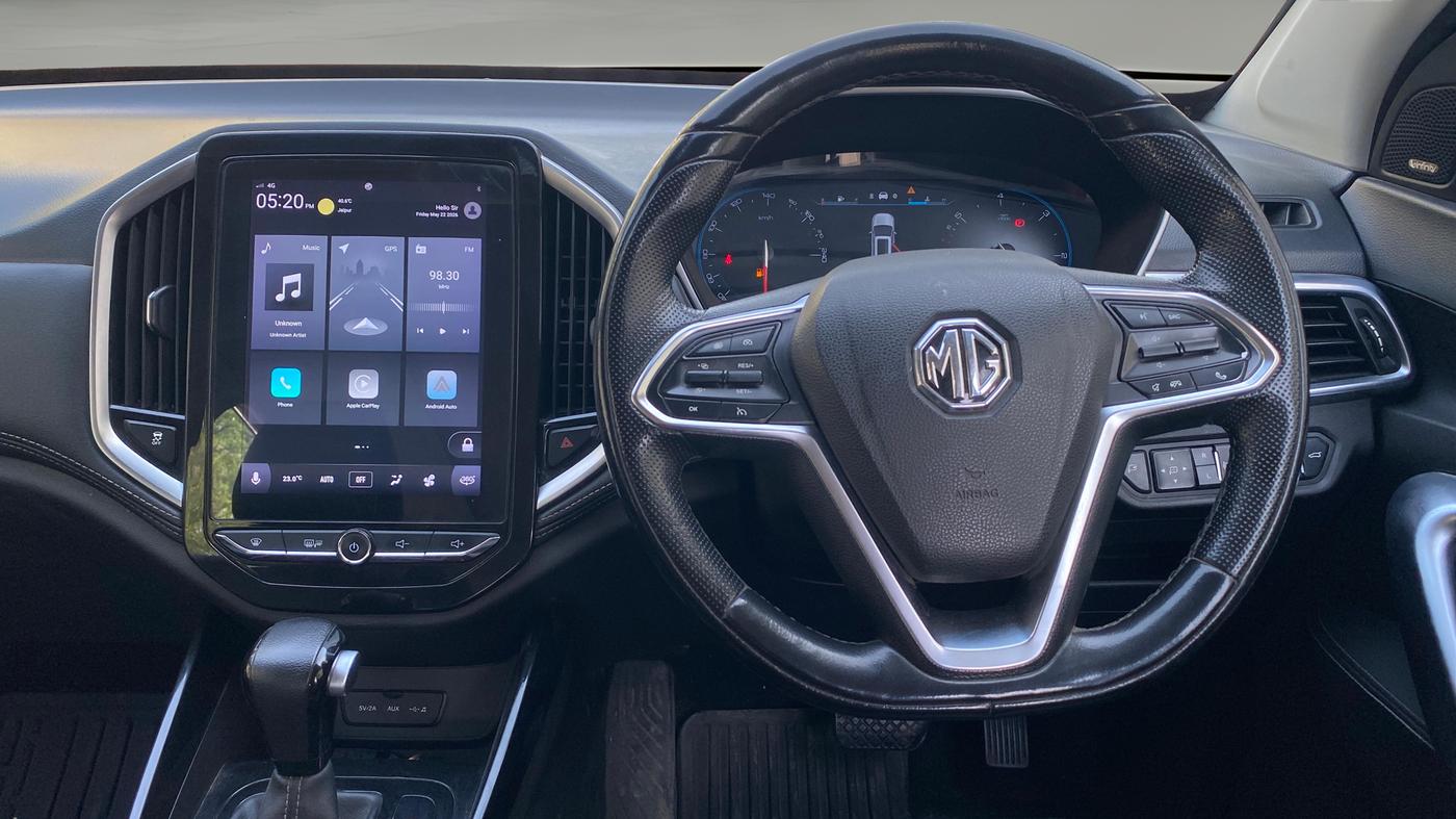 2019 MG HECTOR SHARP 1.5 DCT PETROL, Petrol, Automatic, 1,18,069 km, Steering Wheel Close Up