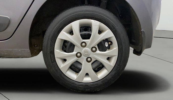 2016 Hyundai Grand i10 SPORTZ 1.2 KAPPA VTVT, Petrol, Manual, 35,189 km, Left Rear Wheel