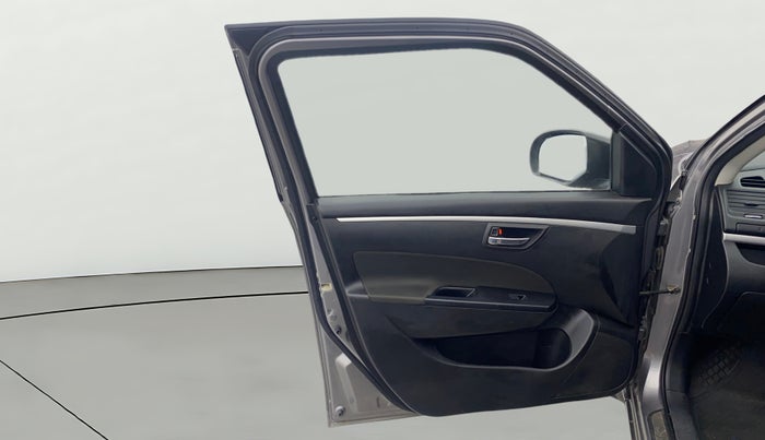 2013 Maruti Swift VXI, Petrol, Manual, 50,595 km, LHS Front Door