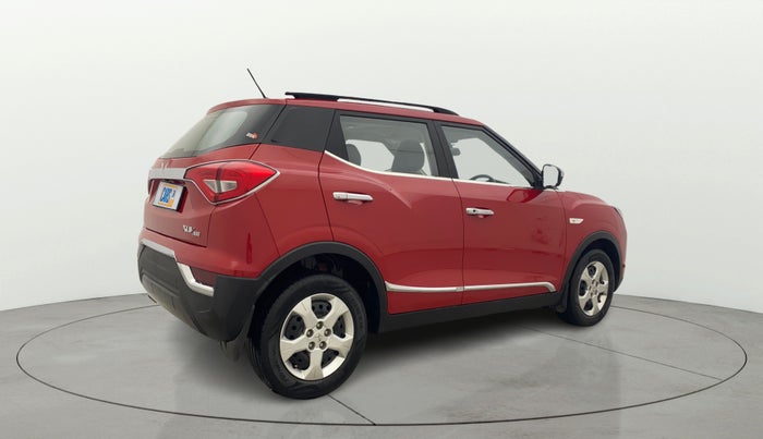 2023 Mahindra XUV300 W6 1.2 PETROL, Petrol, Manual, 3,926 km, Right Back Diagonal