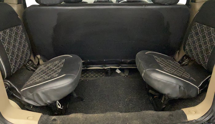 2023 Mahindra BOLERO NEO N 4, Diesel, Manual, 52,250 km, Third Seat Row ( optional )