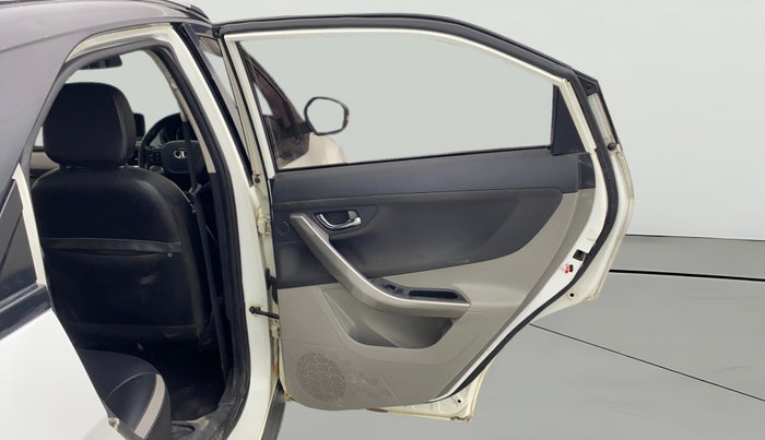 2019 Tata NEXON XZA PLUS PETROL DUAL TONE, Petrol, Automatic, 1,08,618 km, RHS Rear Door