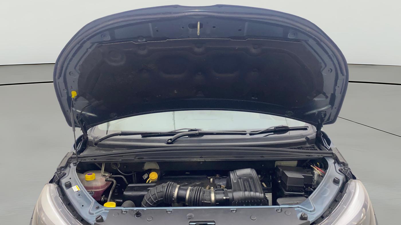 2018 Mahindra MARAZZO M6 7 STR, Diesel, Manual, 30,656 km, Open Bonet