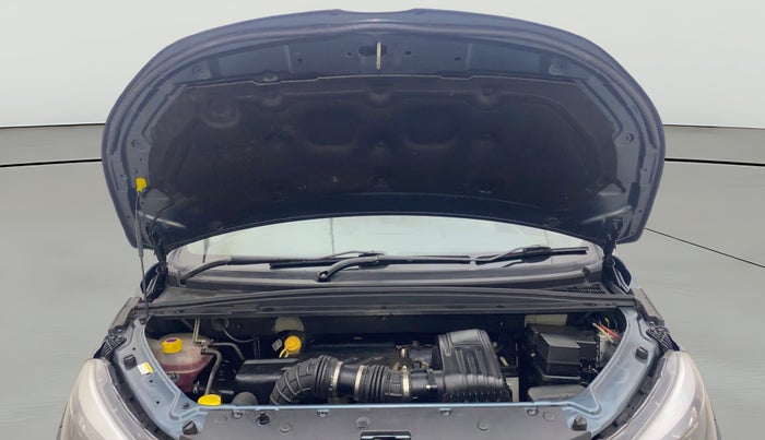 2018 Mahindra MARAZZO M6 7 STR, Diesel, Manual, 30,656 km, Open Bonet