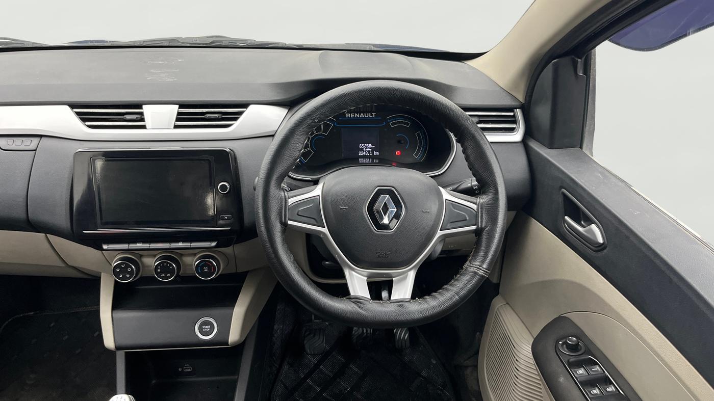 2019 Renault TRIBER RXZ, Petrol, Manual, 65,267 km, Steering Wheel Close Up