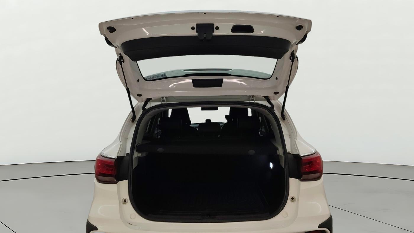 2022 MG ASTOR  SHARP 1.5 MT IVORY , Petrol, Manual, 63,216 km, Boot Door Open