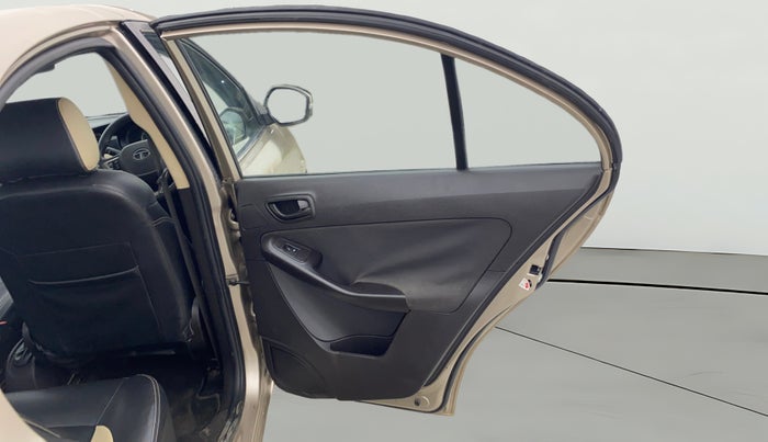 2014 Tata Zest XM 90PS DIESEL, Diesel, Manual, 88,525 km, RHS Rear Door