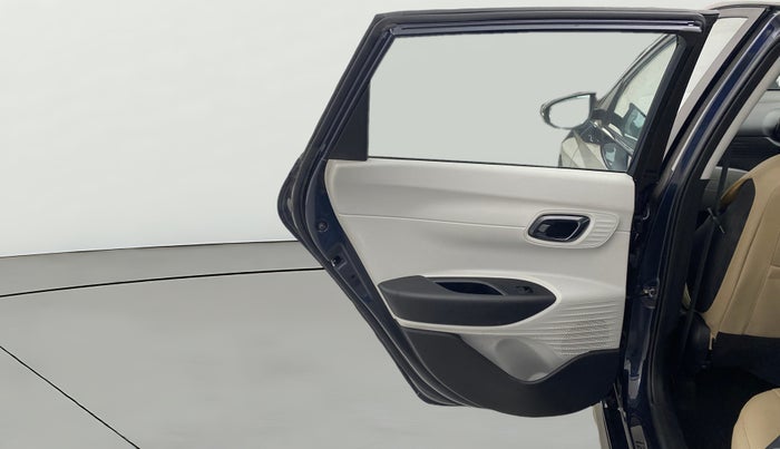 2024 Hyundai NEW I20 Sportz (O) 1.2 IVT, Petrol, Automatic, 9,472 km, LHS Rear Door