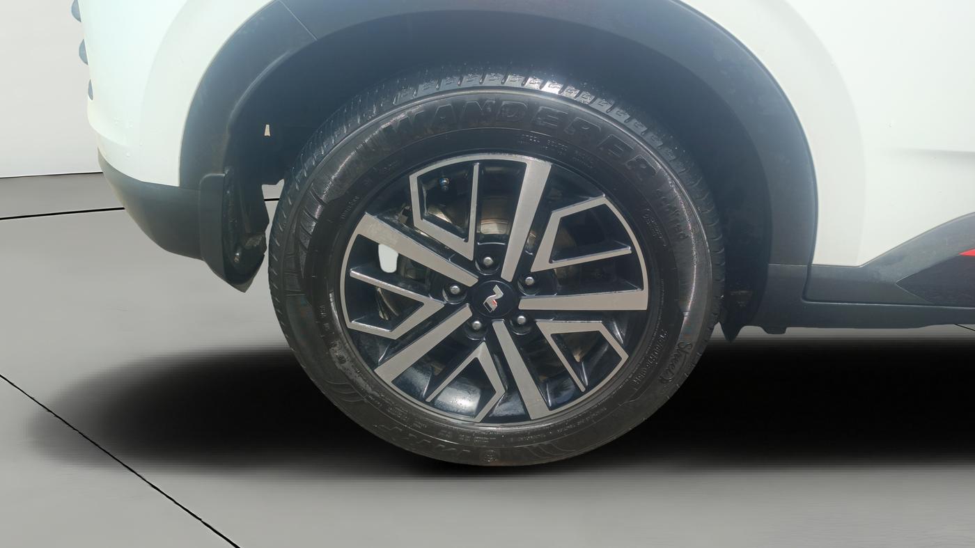 2023 Hyundai VENUE N LINE N8 1.0 TURBO DCT, Petrol, Automatic, 26,021 km, Right Rear Wheel