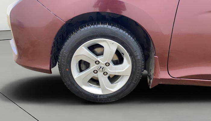 2015 Honda City 1.5L I-DTEC V, Diesel, Manual, 1,06,188 km, Left Front Wheel