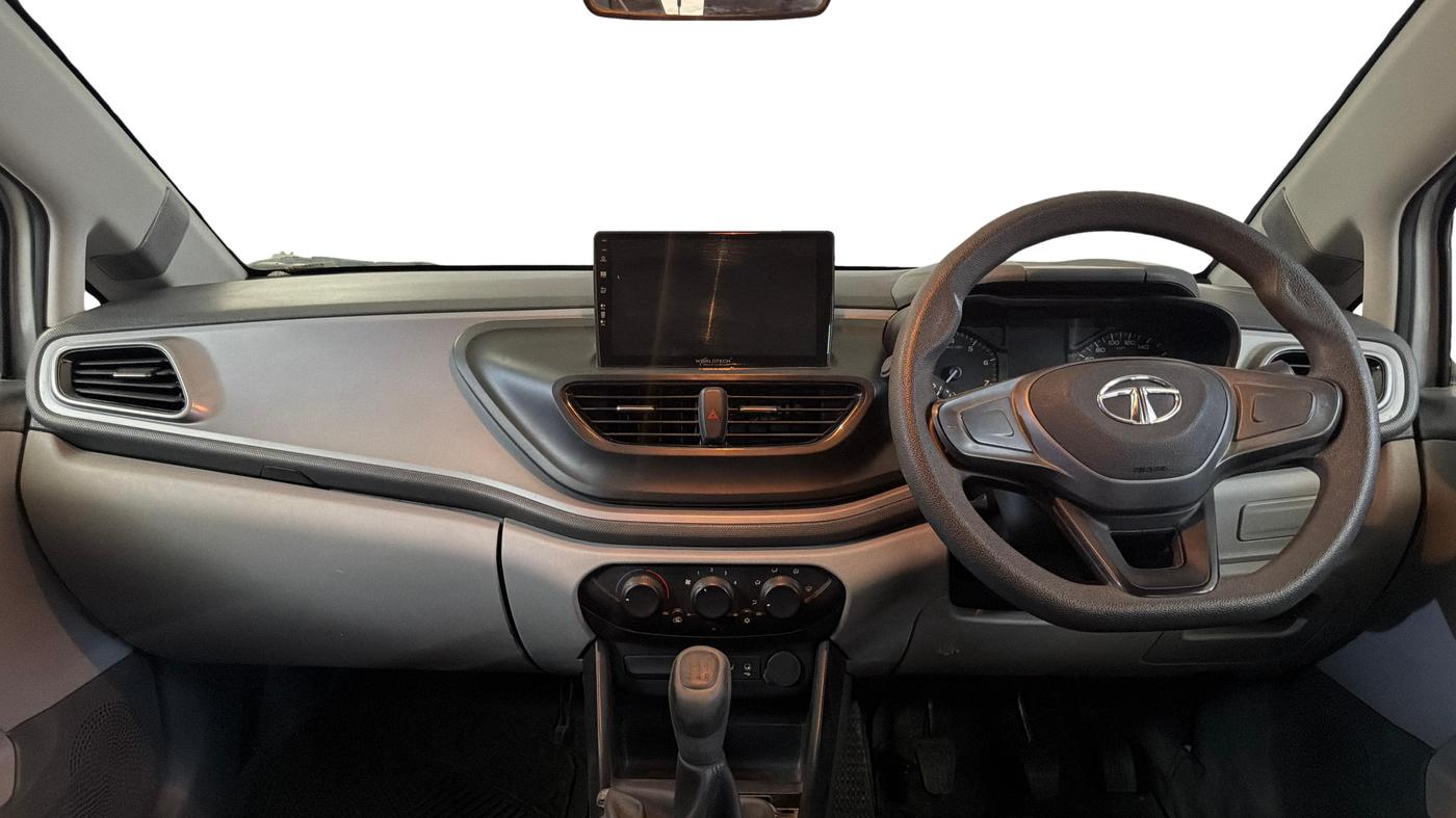 2020 Tata ALTROZ XM PETROL, Petrol, Manual, 52,569 km, Dashboard