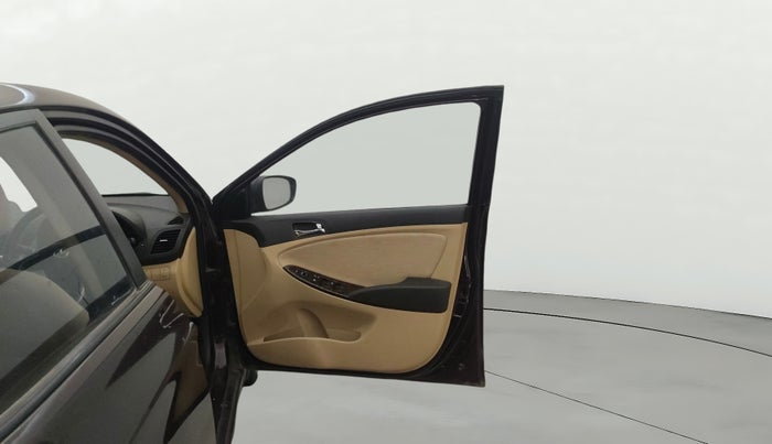 2013 Hyundai Verna FLUIDIC 1.6 CRDI SX, Diesel, Manual, 31,253 km, RHS Front Door