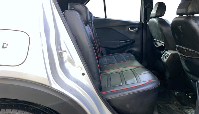 2019 Nissan Kicks XV DIESEL, Diesel, Manual, 67,604 km, Right Side Rear Door Cabin