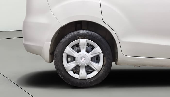 2012 Maruti Ertiga VDI, Diesel, Manual, 85,918 km, Right Rear Wheel