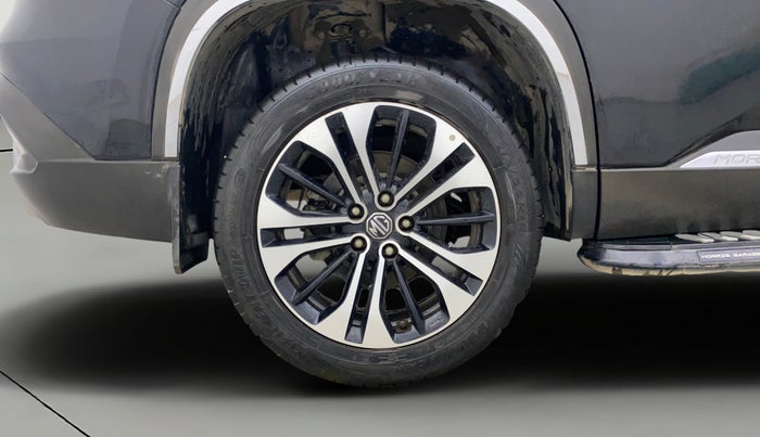 2022 MG HECTOR SHARP HYBRID 1.5 PETROL, Petrol, Manual, 19,018 km, Right Rear Wheel