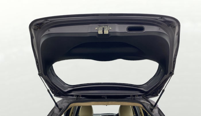 2017 Honda Jazz 1.2L I-VTEC V AT, Petrol, Automatic, 71,676 km, Boot Door Open