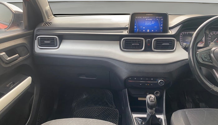 2021 Tata PUNCH CREATIVE  1.2 RTN DUAL TONE, Petrol, Manual, 30,276 km, Air Conditioner