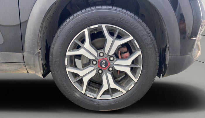 2021 KIA SELTOS GTX PLUS DCT 1.4 PETROL, Petrol, Automatic, 30,505 km, Right Front Wheel