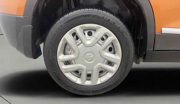 2020 Maruti Vitara Brezza LXI, Petrol, Manual, 68,746 km, Right Rear Wheel