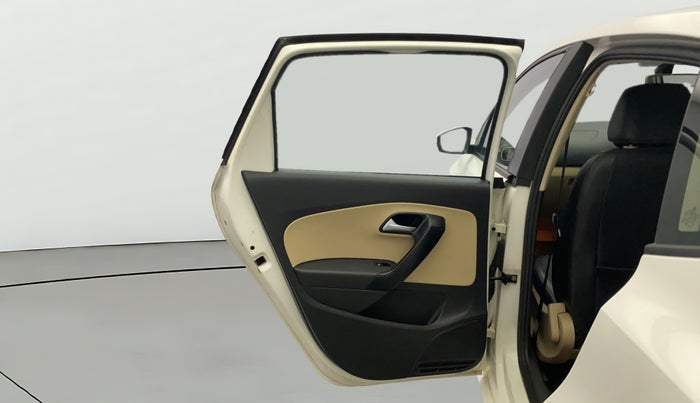 2018 Volkswagen Ameo HIGHLINE PLUS 1.0L 16 ALLOY, Petrol, Manual, 1,14,764 km, LHS Rear Door