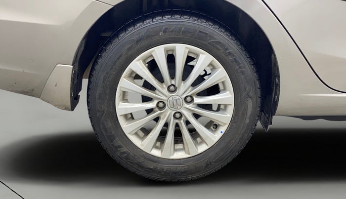 2018 Maruti Ciaz DELTA DIESEL 1.3, Diesel, Manual, 29,814 km, Right Rear Wheel