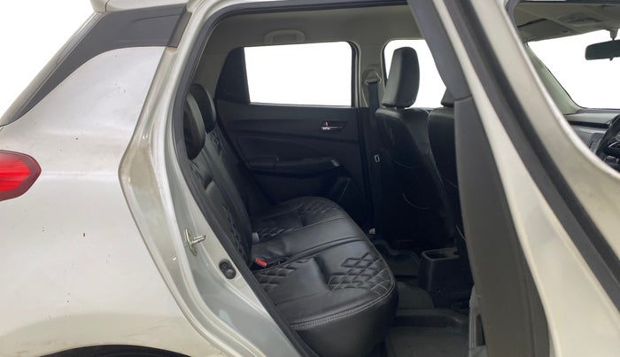 2018 Maruti Swift ZXI, Petrol, Manual, 69,486 km, Right Side Rear Door Cabin