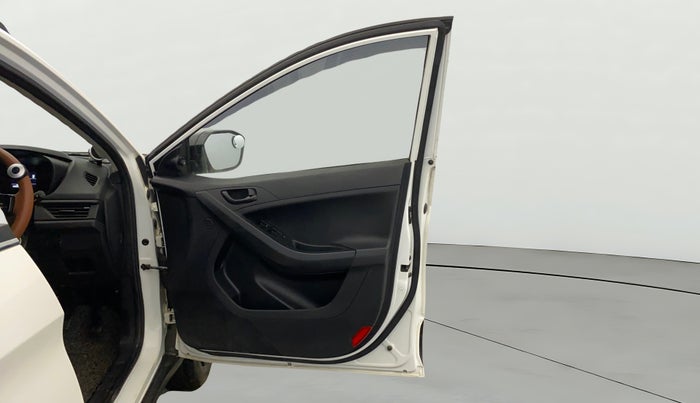 2024 Tata NEXON Smart Plus S 1.2 iCNG, CNG, Manual, 22,604 km, RHS Front Door