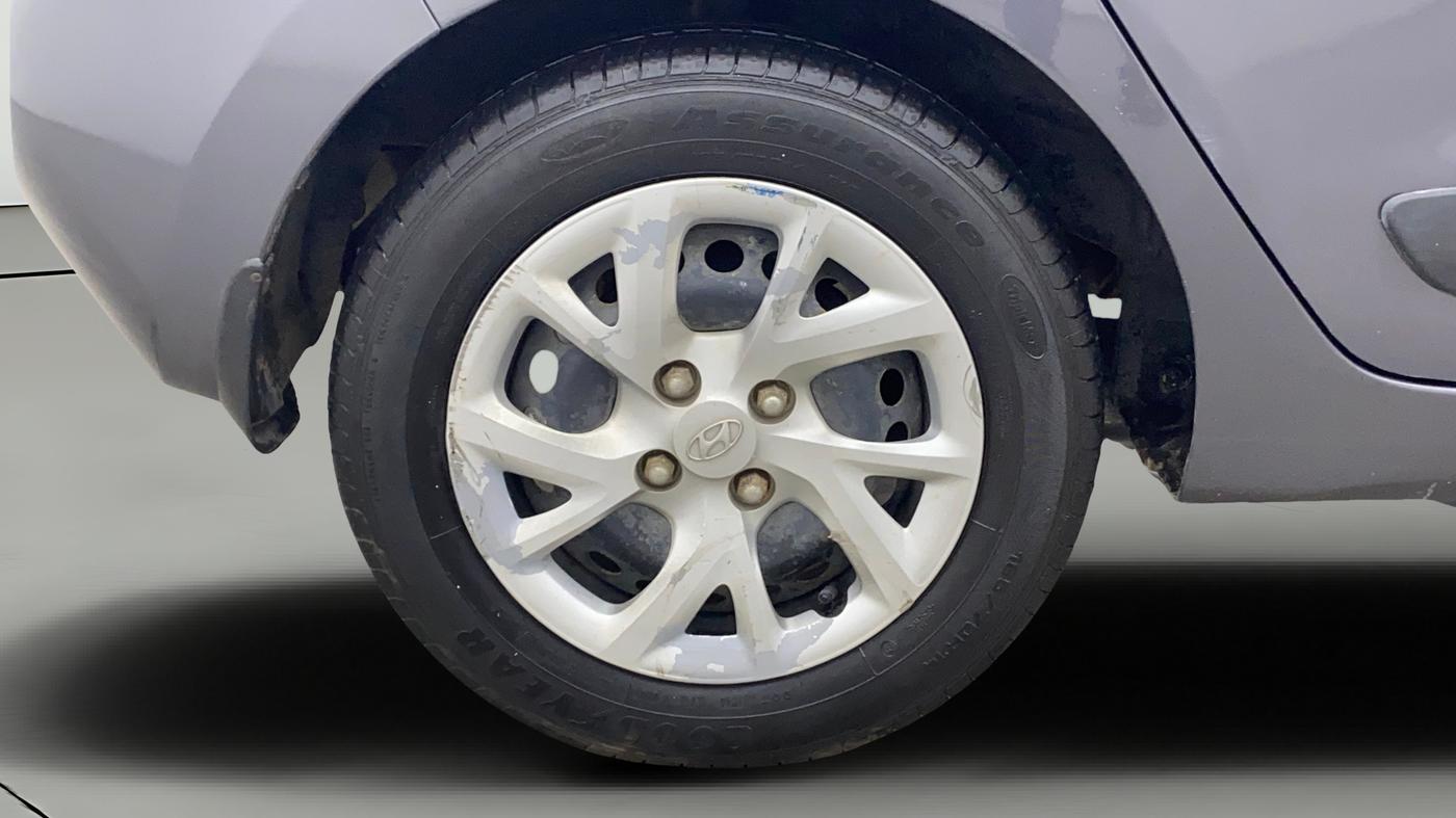 2019 Hyundai Grand i10 MAGNA 1.2 KAPPA VTVT, Petrol, Manual, 23,617 km, Right Rear Wheel