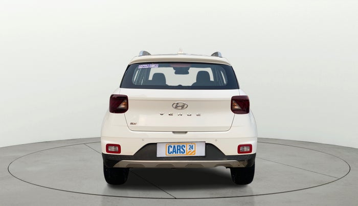 2020 Hyundai VENUE SX 1.5 CRDI, Diesel, Manual, 45,316 km, Back/Rear
