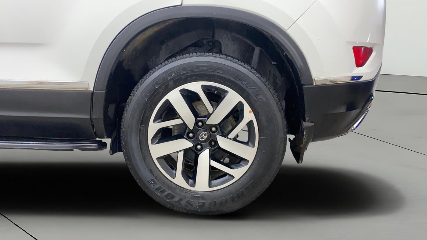 2022 Tata Harrier XZ PLUS 2.0L, Diesel, Manual, 1,33,769 km, Left Rear Wheel