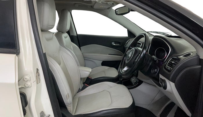 2018 Jeep Compass LIMITED PLUS PETROL AT, Petrol, Automatic, 78,184 km, Right Side Front Door Cabin