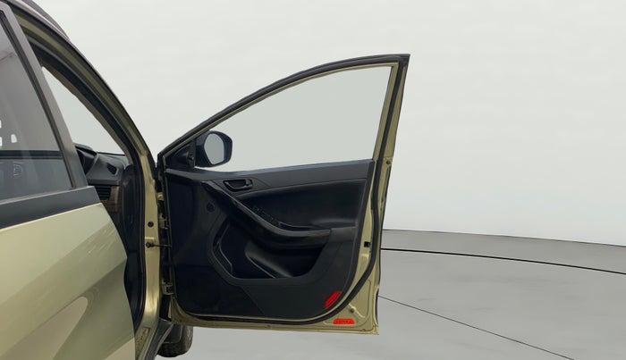 2022 Tata NEXON XZA PLUS (PREMIUM) KAZIRANGA DIESEL, Diesel, Automatic, 68,688 km, RHS Front Door