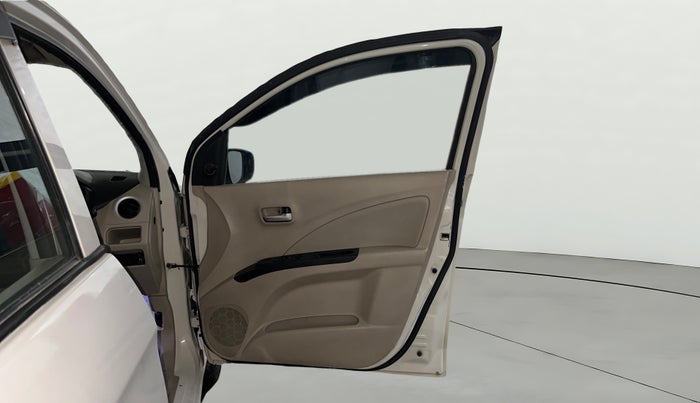 2018 Maruti Celerio VXI (O), Petrol, Manual, 40,717 km, RHS Front Door