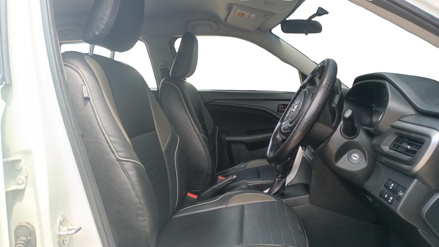 2024 Maruti BREZZA VXI AT SMART HYBRID, Petrol, Automatic, 19,851 km, Right Side Front Door Cabin