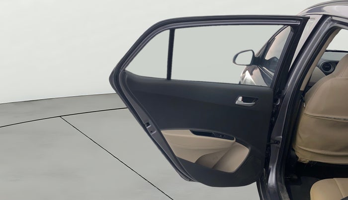 2017 Hyundai Grand i10 SPORTZ (O) 1.2 KAPPA VTVT, Petrol, Manual, 35,418 km, LHS Rear Door