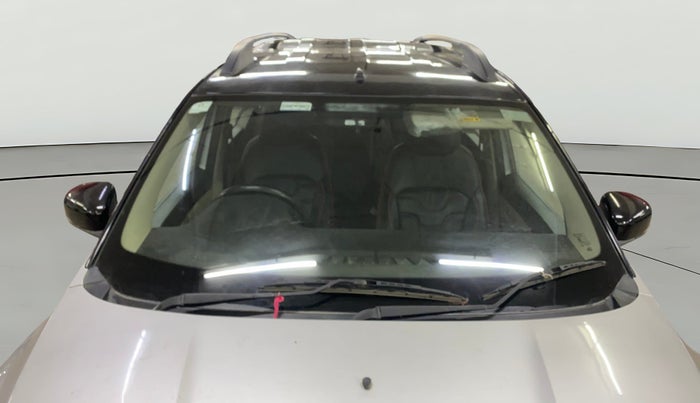 2022 Renault TRIBER RXT, Petrol, Manual, 48,965 km, Front Windshield