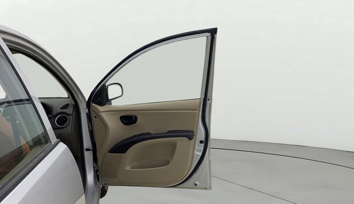 2015 Hyundai i10 MAGNA 1.1, Petrol, Manual, 48,098 km, RHS Front Door