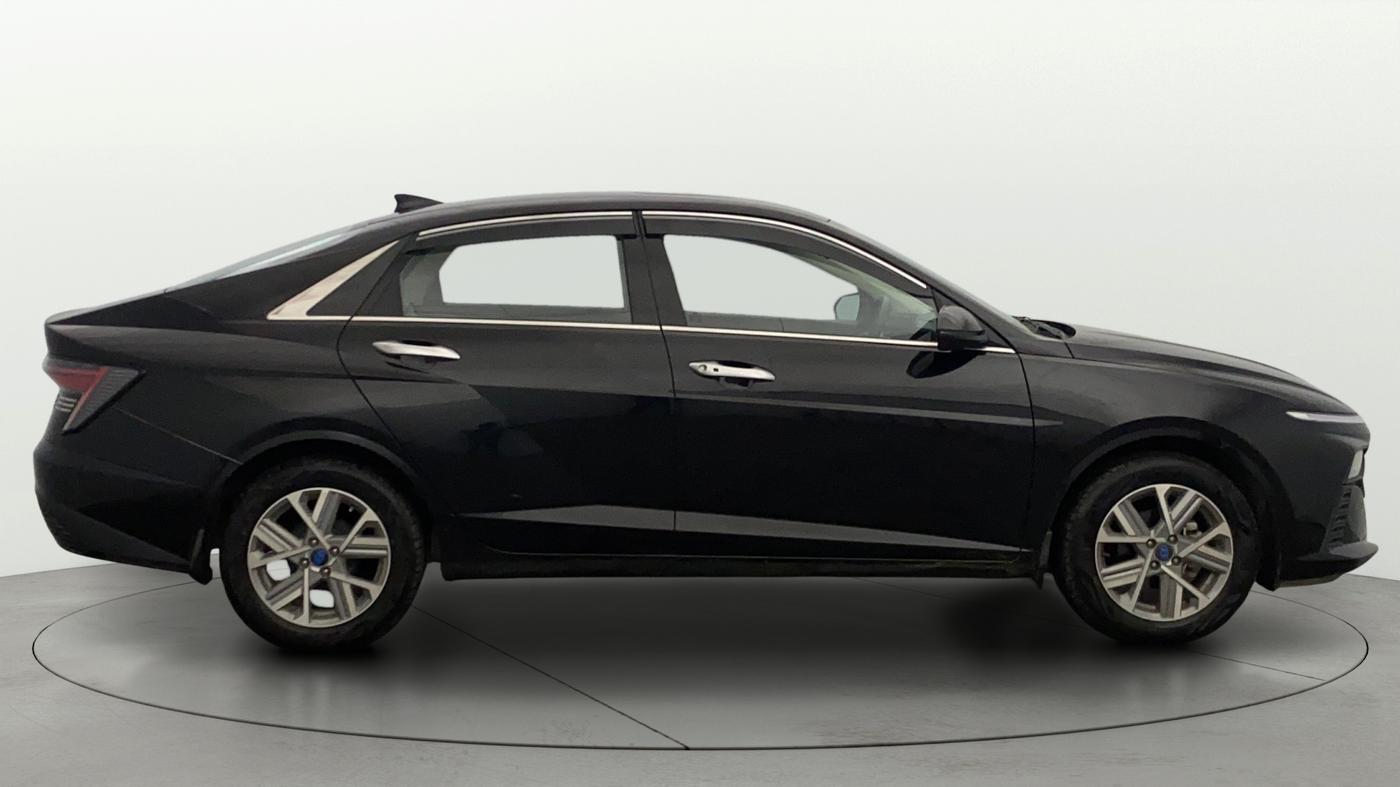 2024 Hyundai Verna SX (O) 1.5 MPI MT, Petrol, Manual, 11,754 km, Right Side View