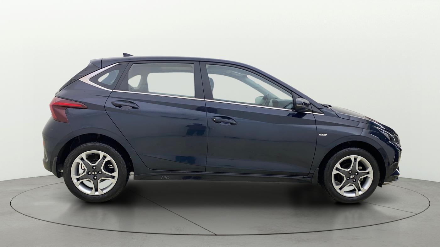 2024 Hyundai NEW I20 Sportz (O) 1.2 IVT, Petrol, Automatic, 19,261 km, Right Side View
