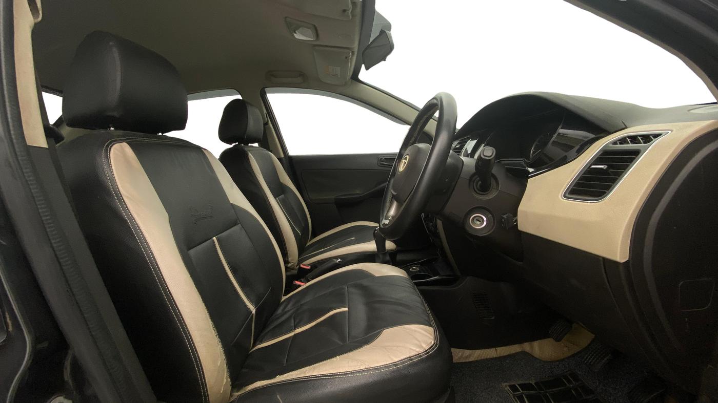 2017 Tata Zest XMS PETROL, Petrol, Manual, 58,615 km, Right Side Front Door Cabin