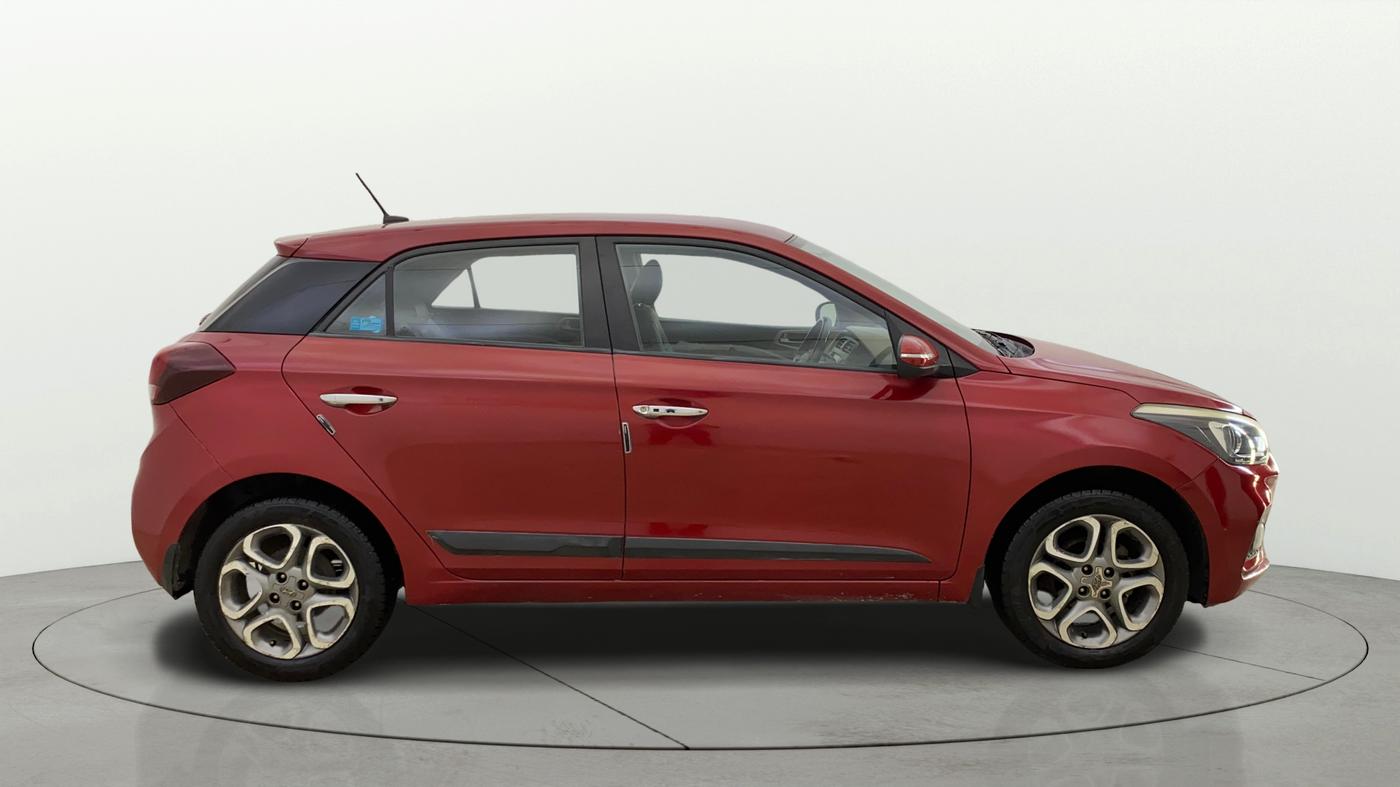 2018 Hyundai Elite i20 ASTA 1.4 CRDI (O), Diesel, Manual, 1,03,511 km, Right Side View