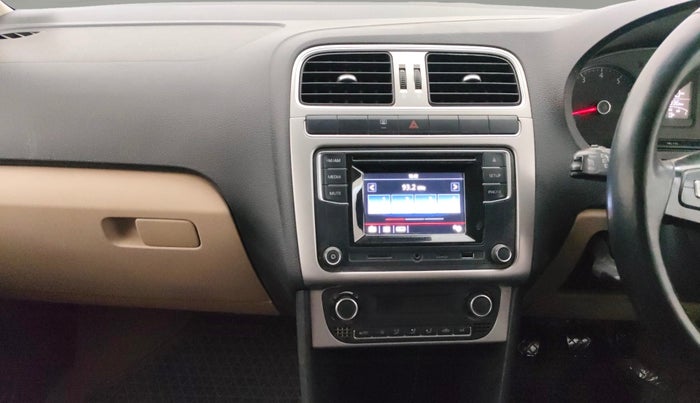 2016 Volkswagen Ameo HIGHLINE1.2L, Petrol, Manual, 59,833 km, Air Conditioner